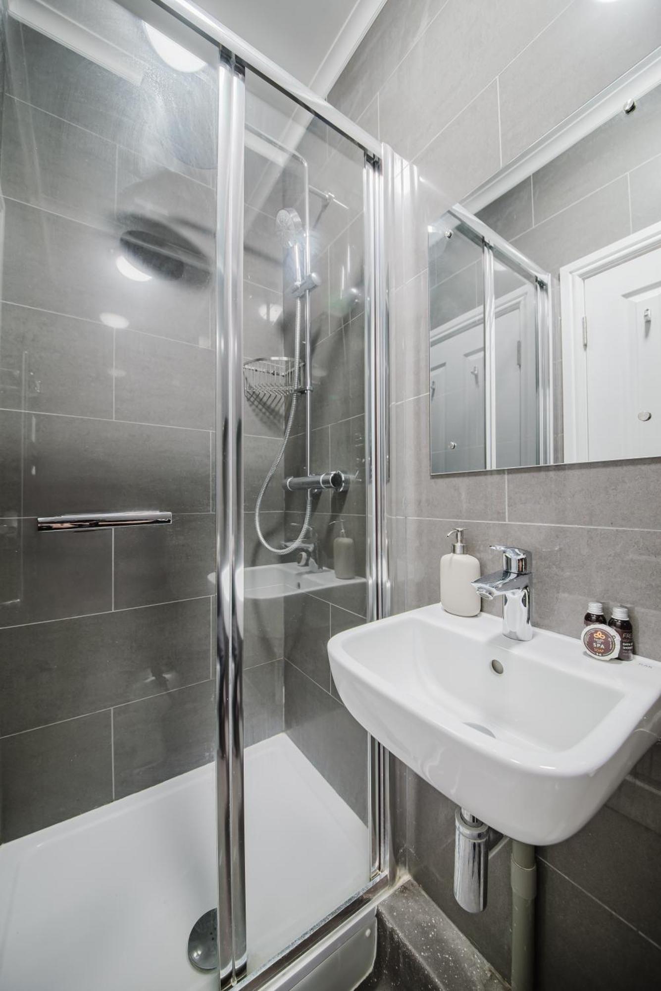 Apartmán Modern Cosy Corner Flat 3 Bed And Loft Sleep 7 People Londýn Exteriér fotografie